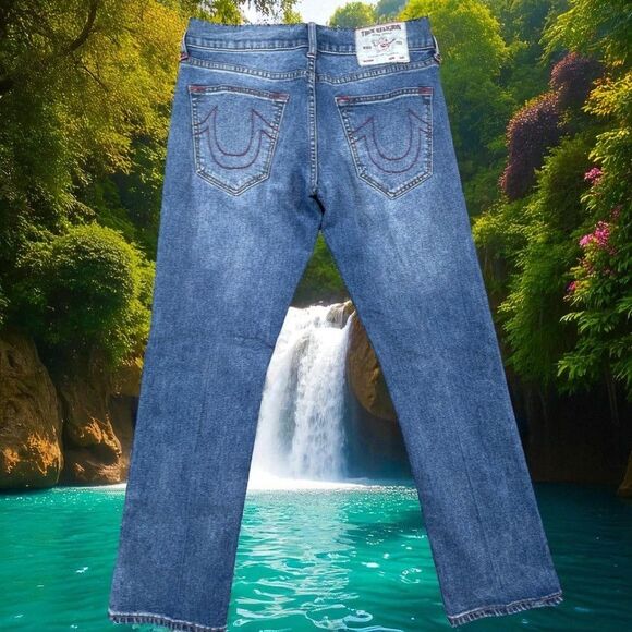 True Religion Ricky Jean Mens 30x30 Blue Relaxed Straight Denim Front Whiskering - Picture 2 of 15